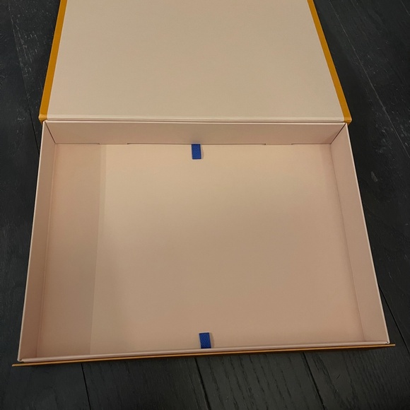 Louis Vuitton full set large empty box shopping bag home decoration storage - Picture 10 of 10
